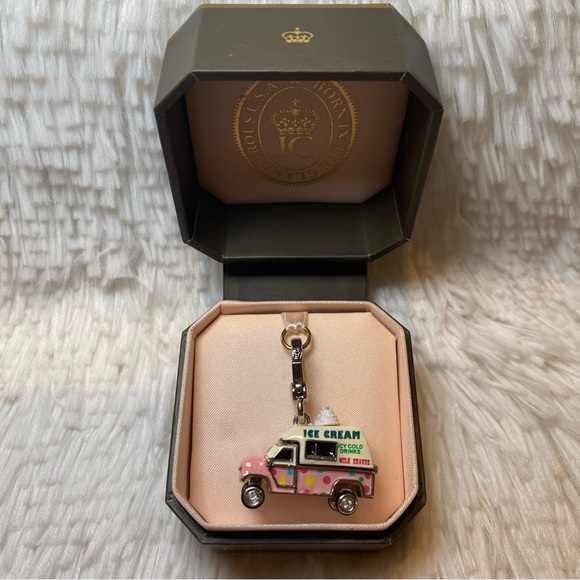 Juicy Couture Ice Cream Truck Charm - Picture 2 of 9